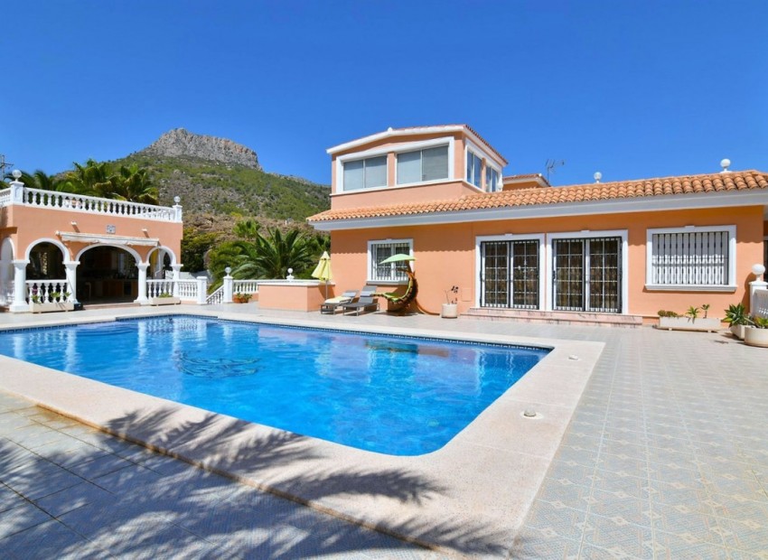 zum Verkauf - Villa - Calpe - Calpe Centro