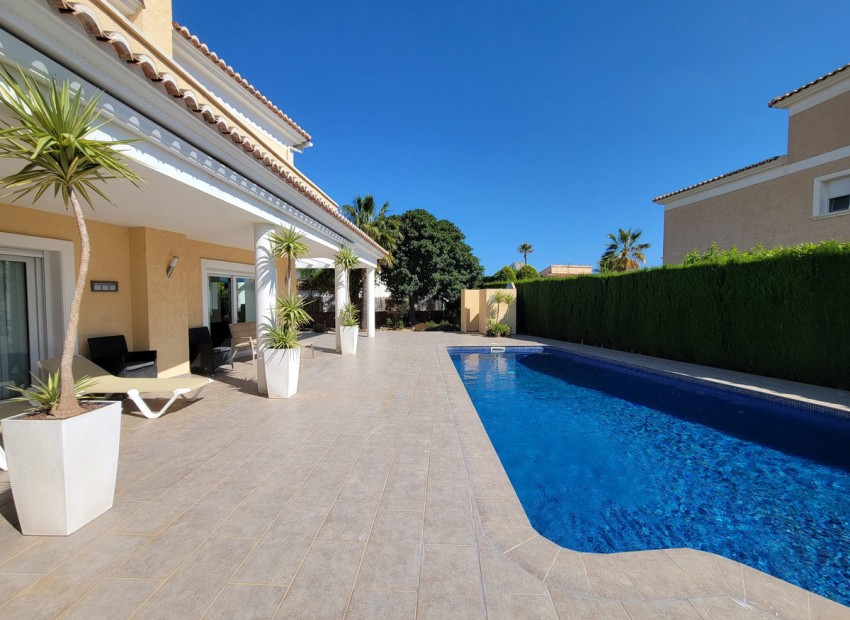 zum Verkauf - Villa - Calpe - Calpe Centro