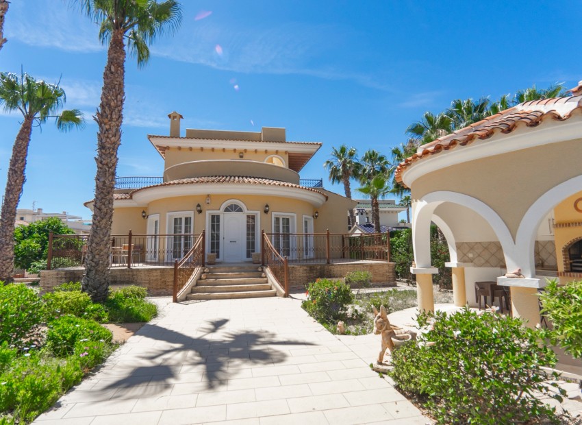 zum Verkauf - Villa - Ciudad Quesada - Doña Pepa