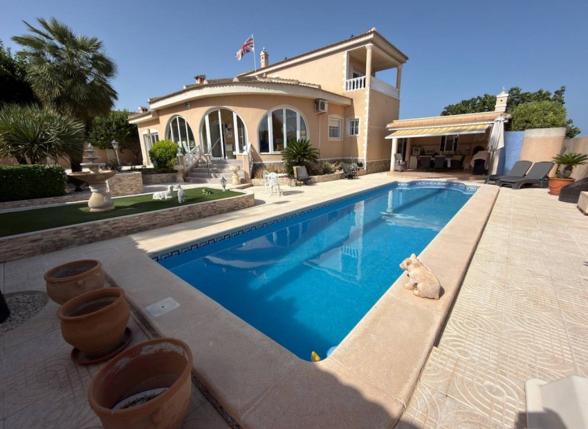zum Verkauf - Villa - Ciudad Quesada - Doña Pepa