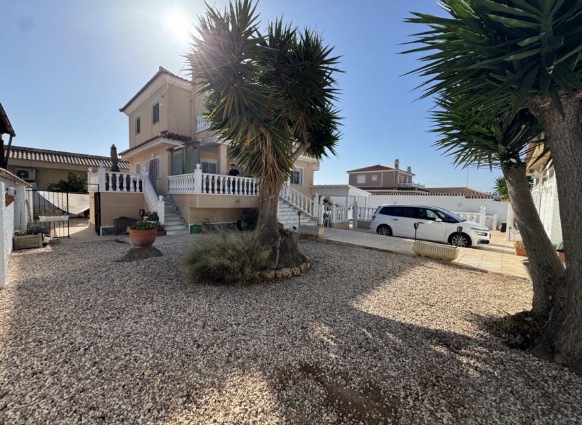 zum Verkauf - Villa - Ciudad Quesada