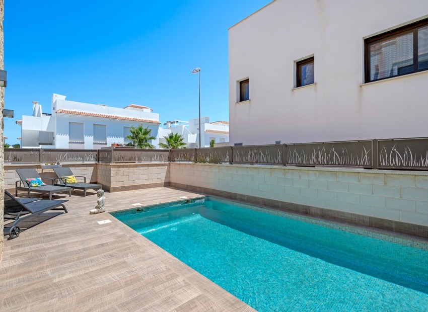 zum Verkauf - Villa - Ciudad Quesada