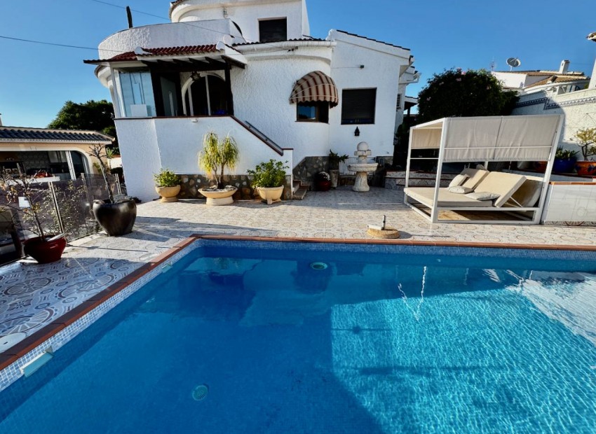 zum Verkauf - Villa - Ciudad Quesada