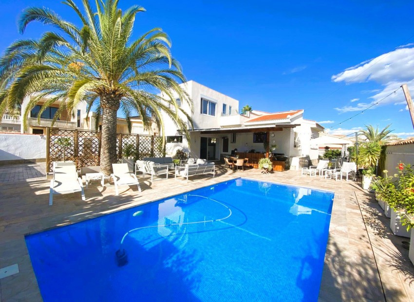 zum Verkauf - Villa - Ciudad Quesada