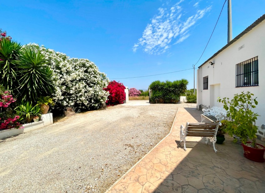 zum Verkauf - Villa - Daya Nueva - Daya Nueva Centro