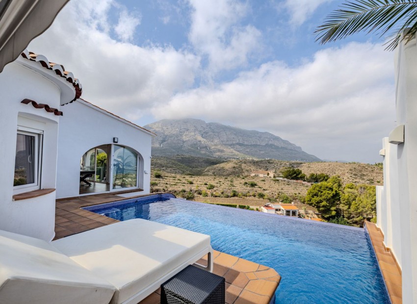 zum Verkauf - Villa - Dénia - Denia Centro