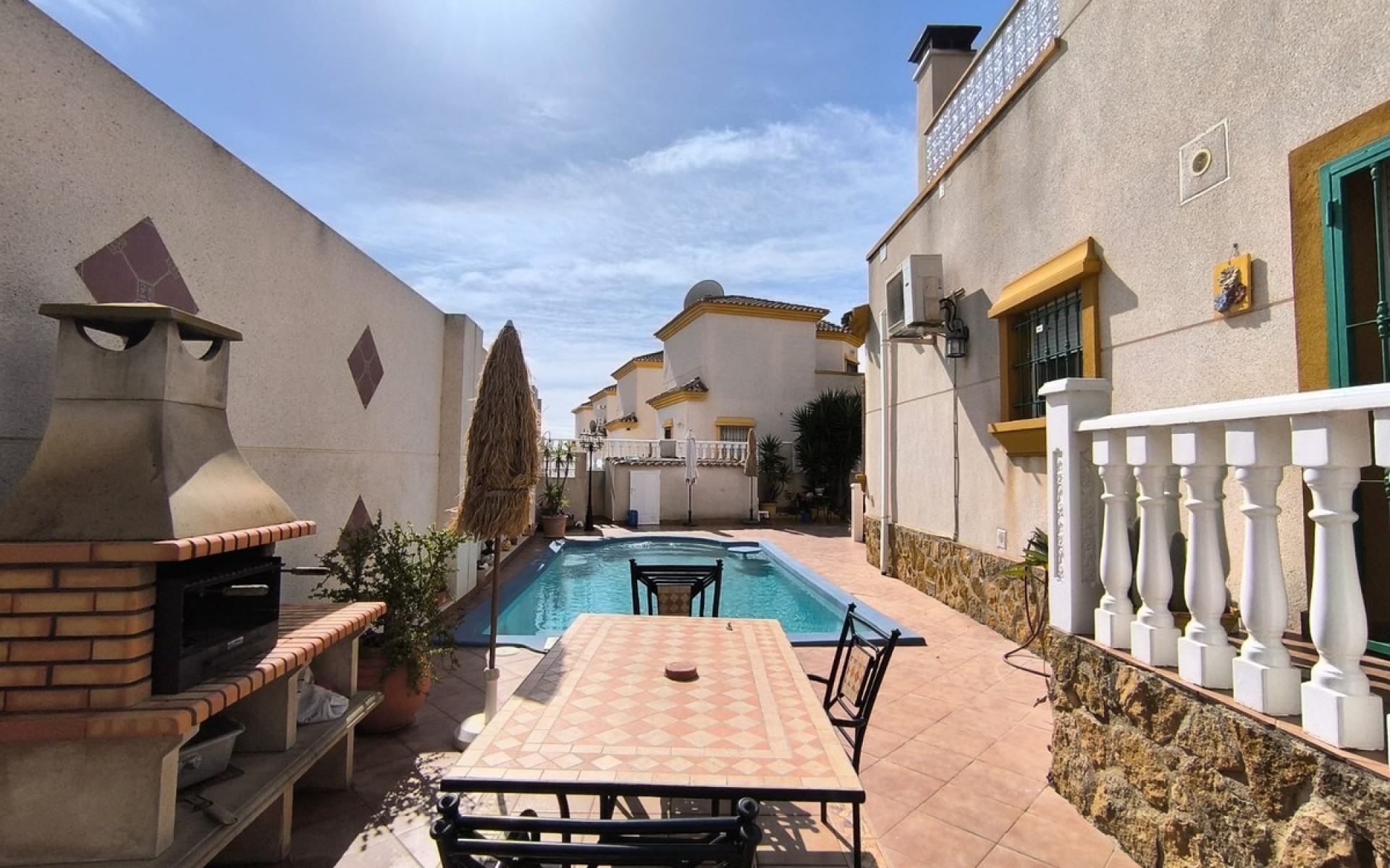 zum Verkauf - Villa - Guardamar Del Segura - Urbanización El Raso