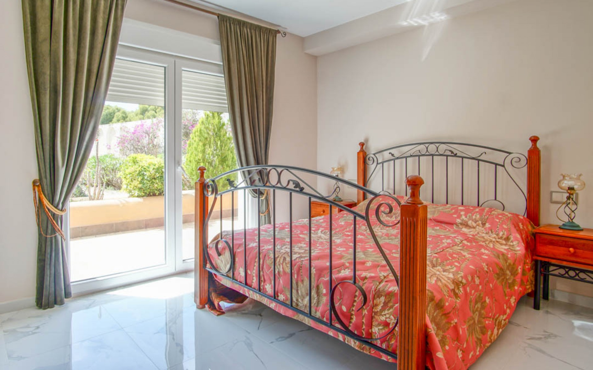 zum Verkauf - Villa - La Nucia - La Nucia Centro