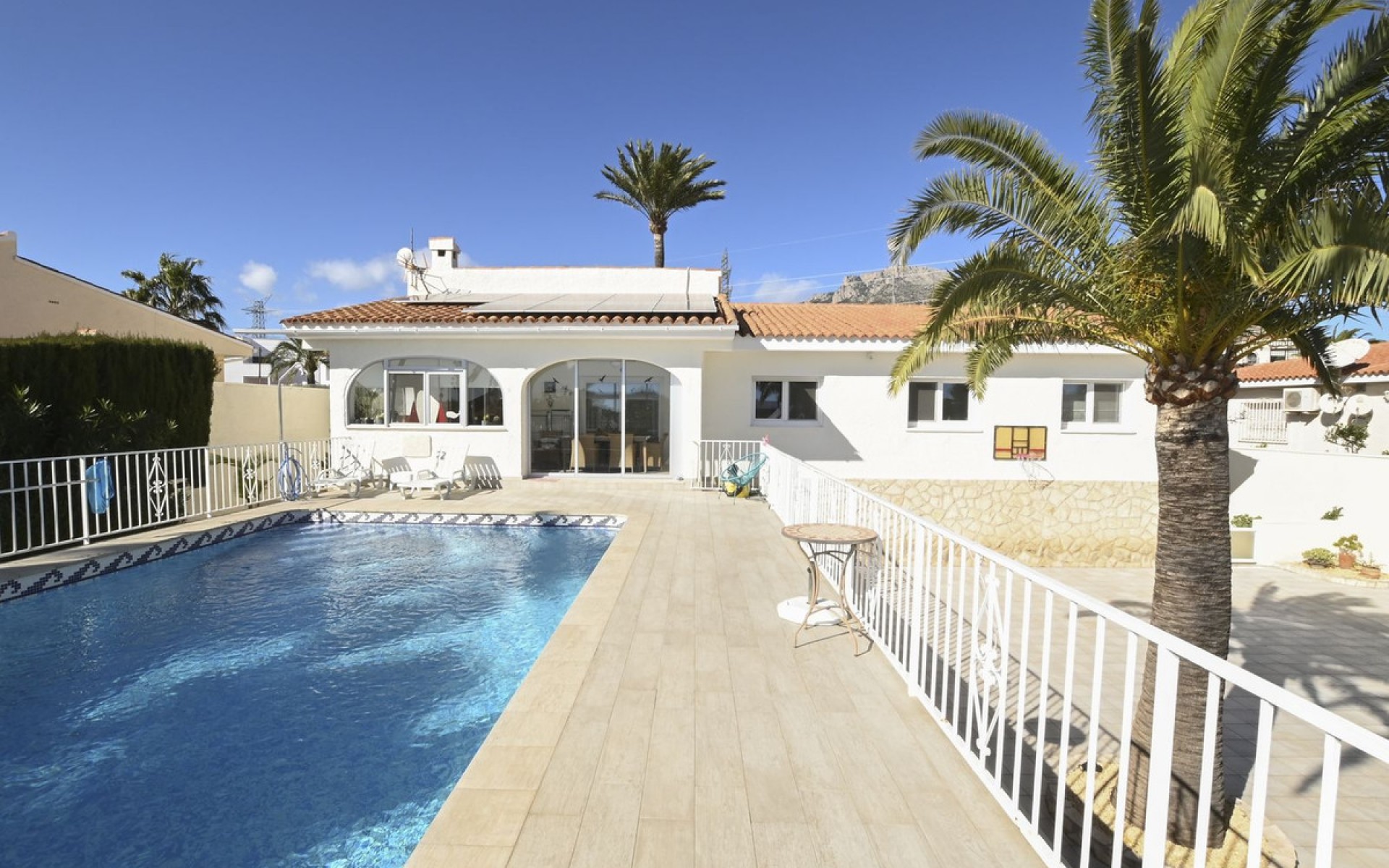 zum Verkauf - Villa - La Nucia - La Nucia Centro