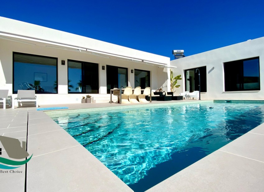 zum Verkauf - Villa - La Romana - La Romana Centro