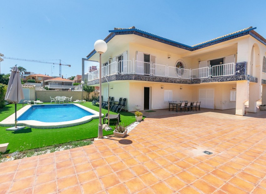 zum Verkauf - Villa - La Zenia
