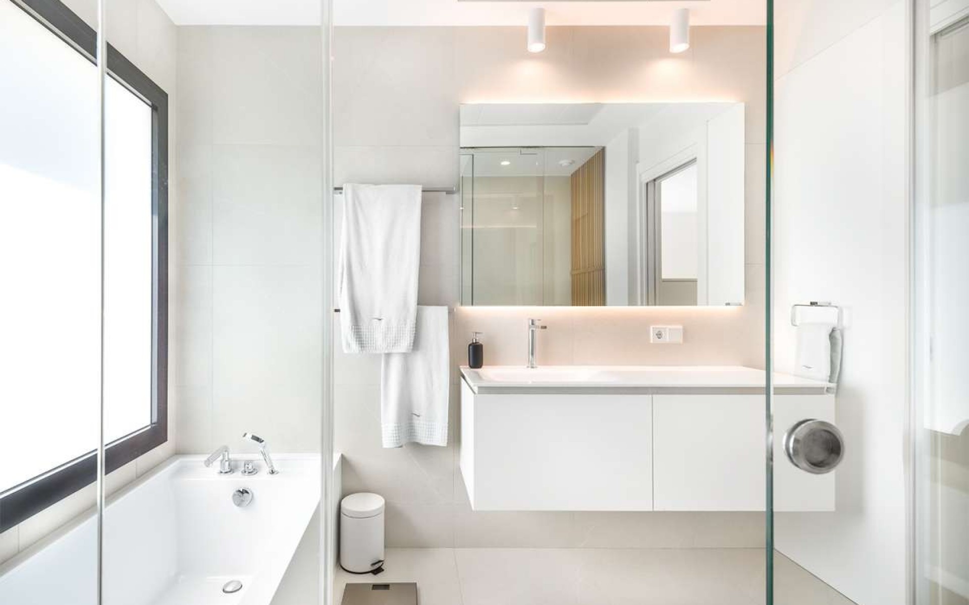 zum Verkauf - Villa - Las Colinas - Las Colinas Golf Resort