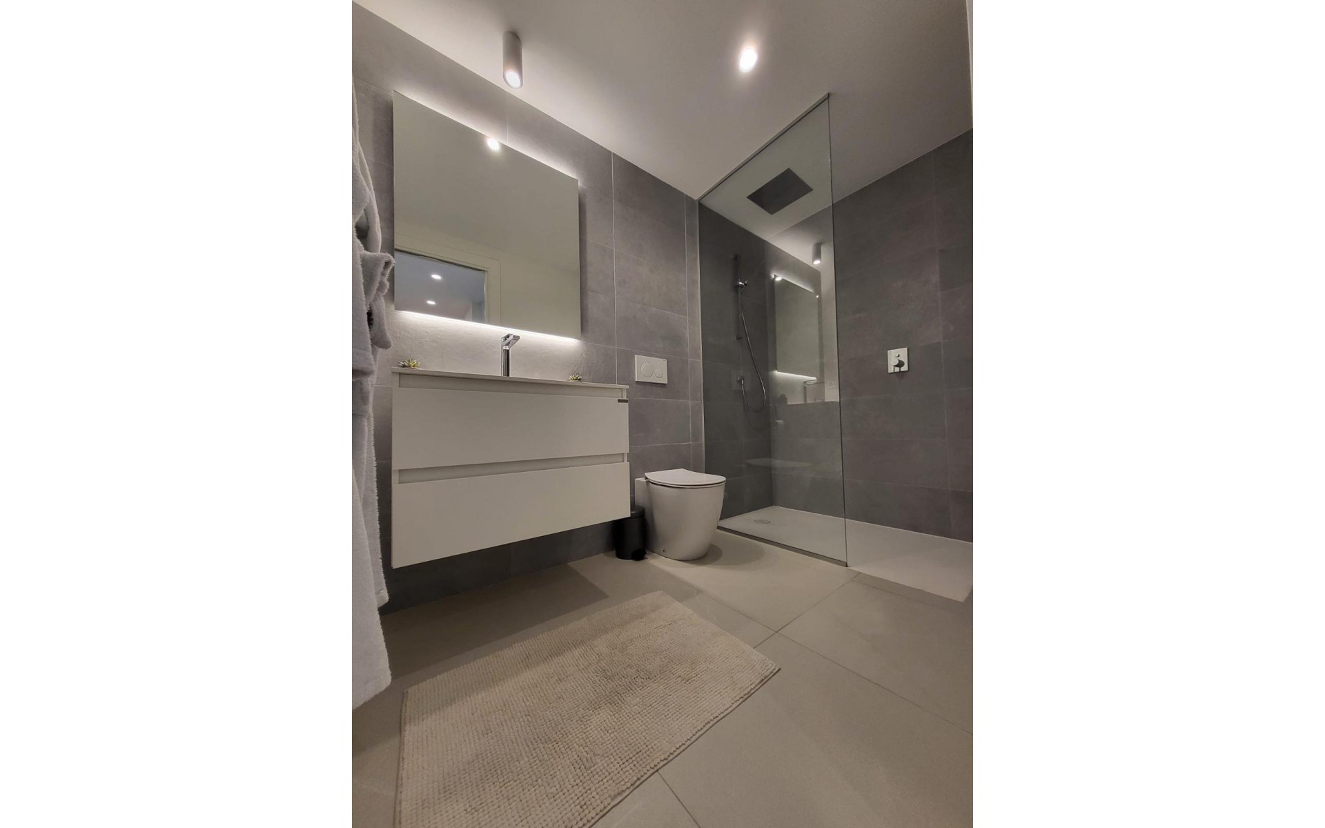 zum Verkauf - Villa - Las Colinas - Las Colinas Golf Resort