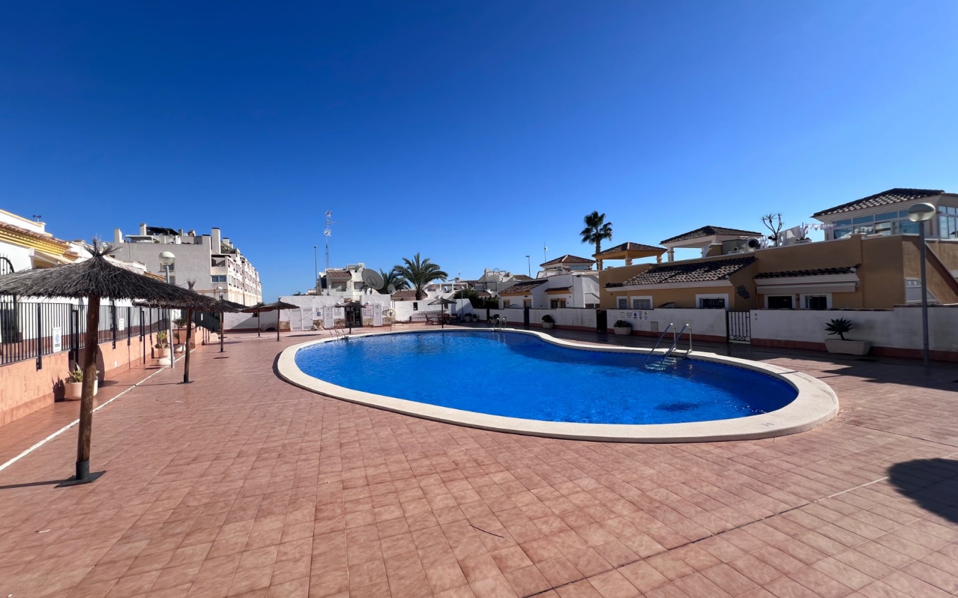 zum Verkauf - Villa - Los Montesinos - Entre Naranjos