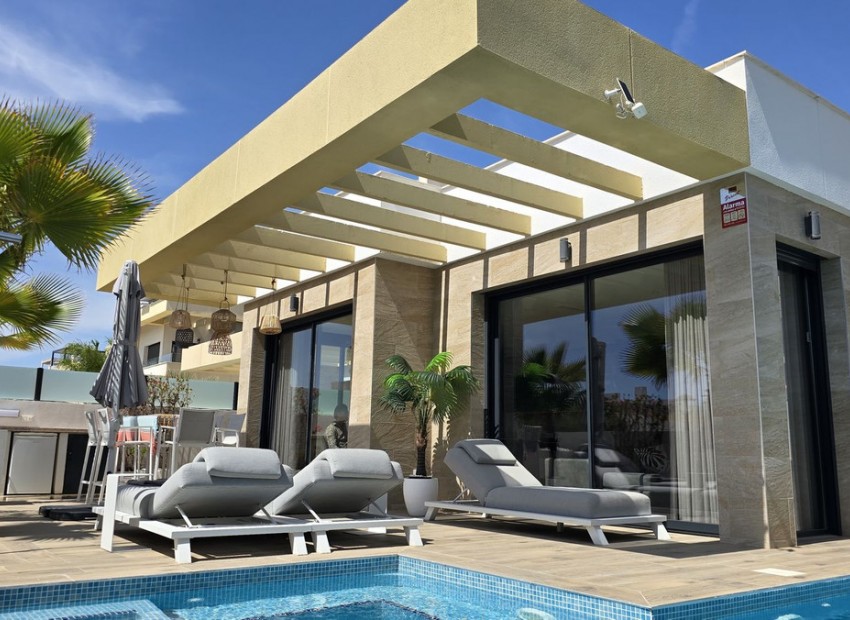 zum Verkauf - Villa - Los Montesinos - Los Montesinos Centro