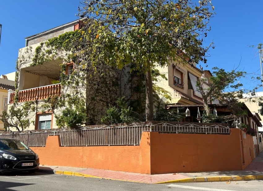 zum Verkauf - Villa - Los Montesinos