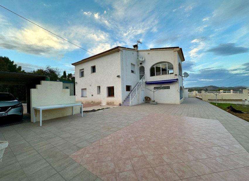 zum Verkauf - Villa - Novelda - Estación