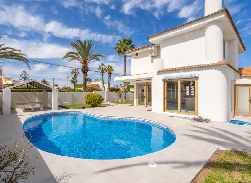 zum Verkauf - Villa - Orihuela - Cabo Roig