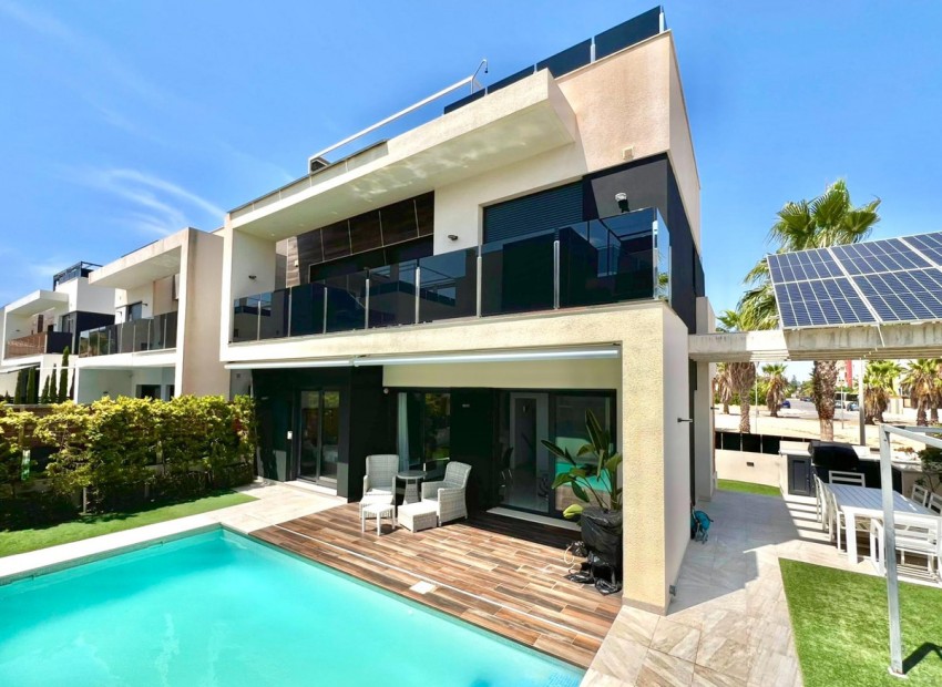 zum Verkauf - Villa - Orihuela - Cabo Roig