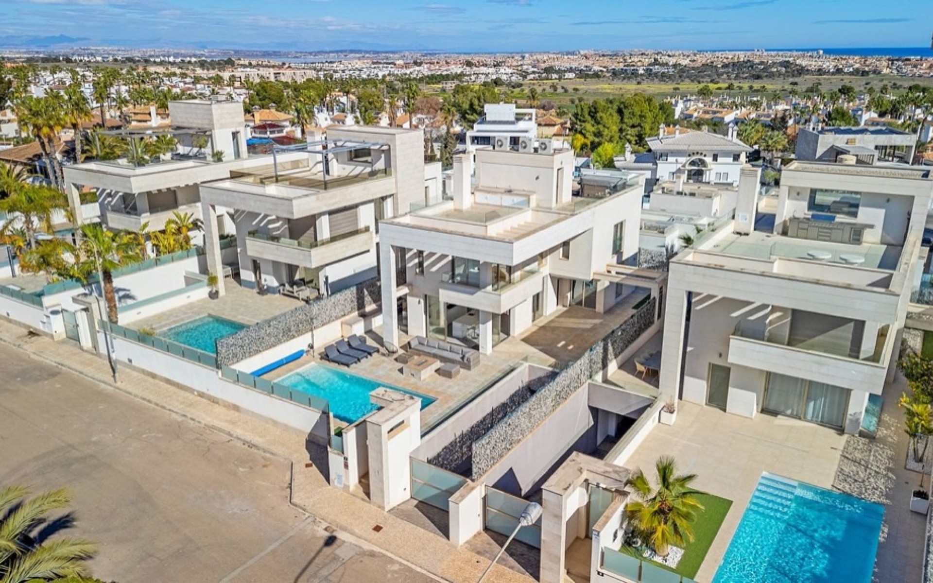 zum Verkauf - Villa - Orihuela Costa - Villamartin