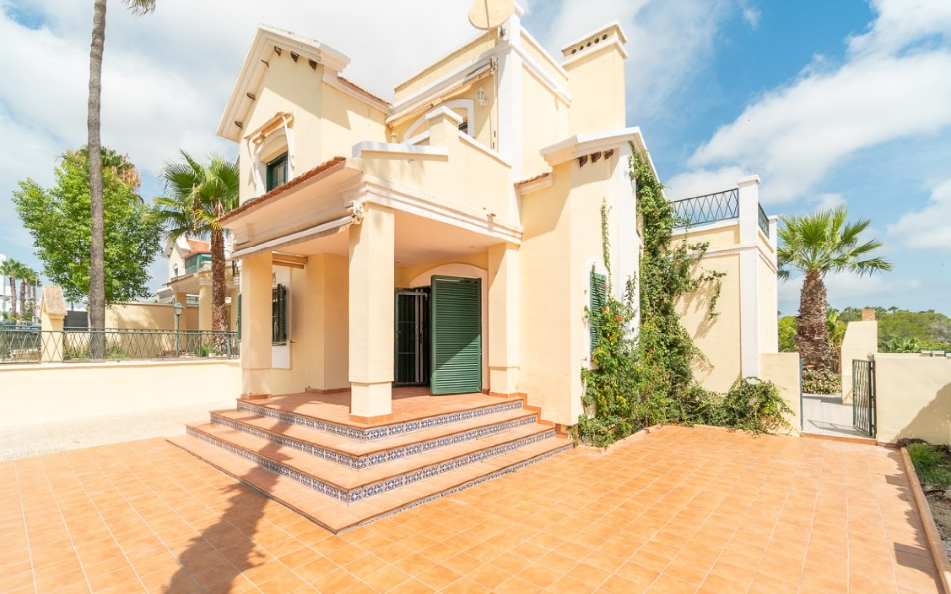 zum Verkauf - Villa - Orihuela Costa - Villamartin