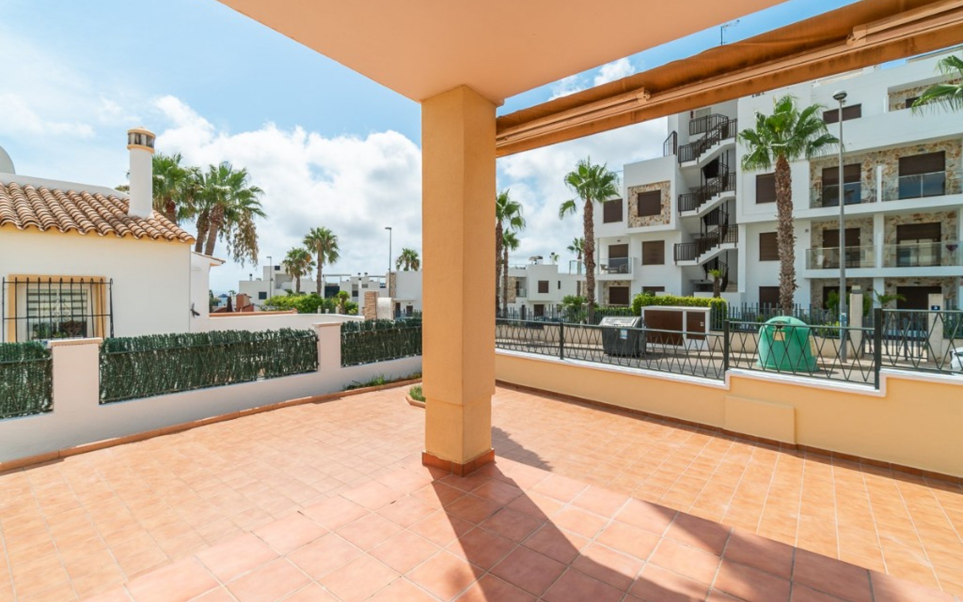 zum Verkauf - Villa - Orihuela Costa - Villamartin