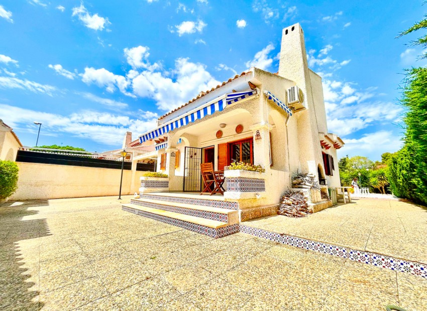 zum Verkauf - Villa - Orihuela - La Zenia
