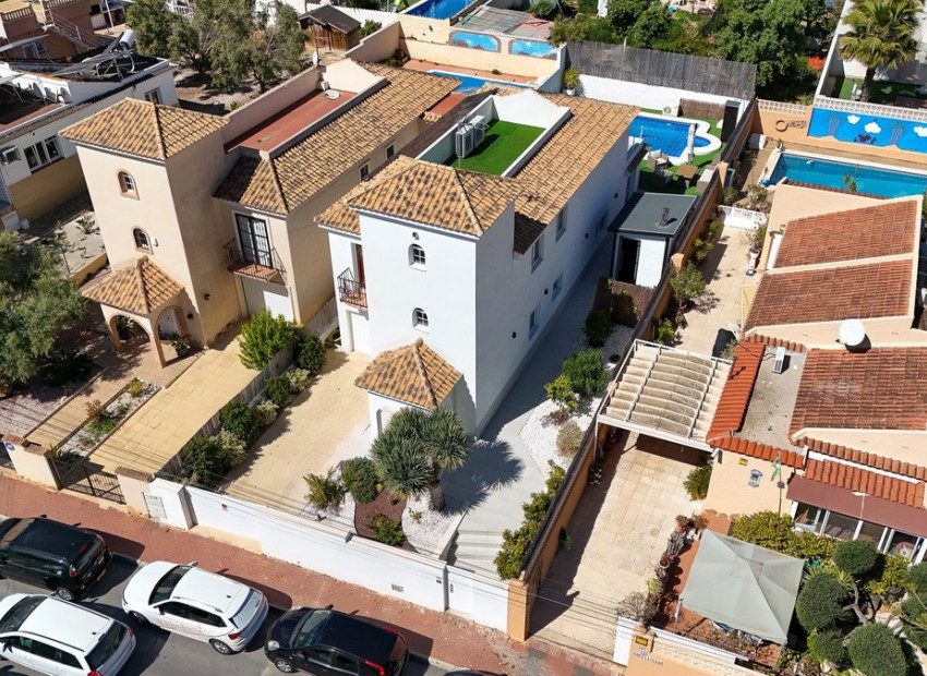 zum Verkauf - Villa - Orihuela - Los Balcones