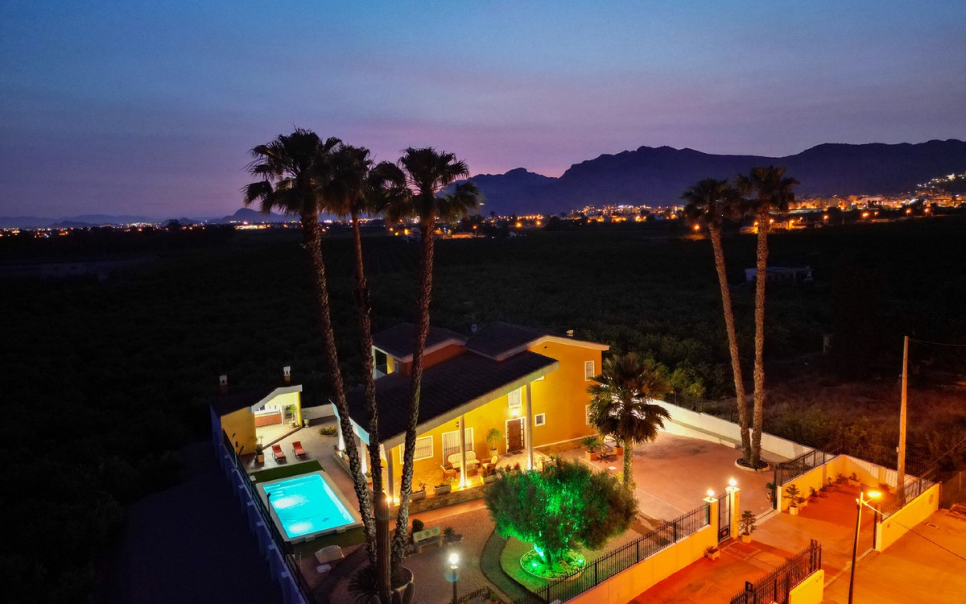 zum Verkauf - Villa - Orihuela - Orihuela Centro