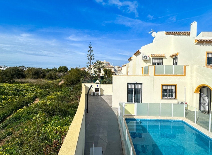 zum Verkauf - Villa - Orihuela - Orihuela Centro