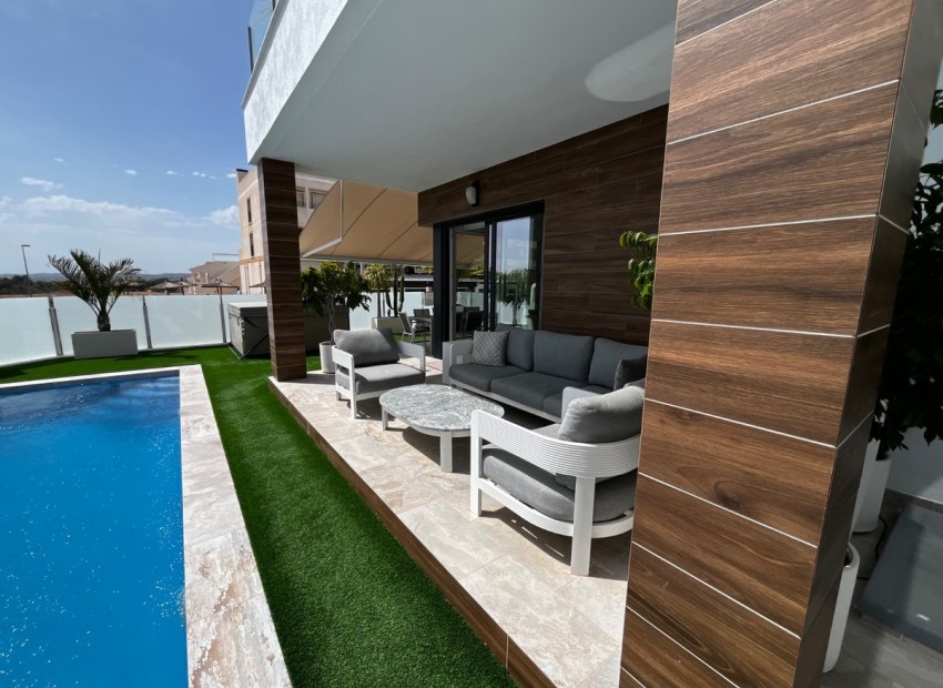 zum Verkauf - Villa - Orihuela - Orihuela Centro