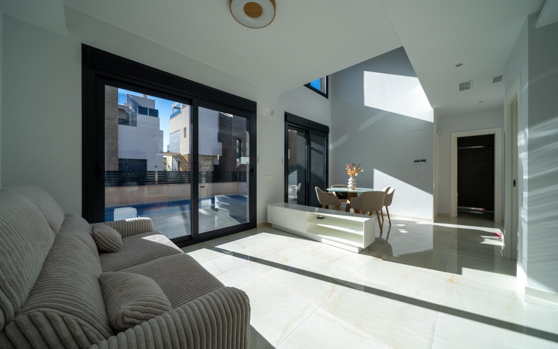 zum Verkauf - Villa - Orihuela - Orihuela Costa