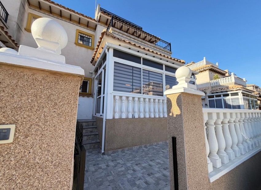 zum Verkauf - Villa - Orihuela - Orihuela Costa