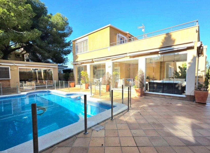 zum Verkauf - Villa - Orihuela - Orihuela Costa