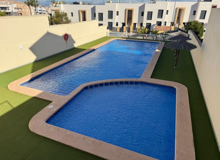 zum Verkauf - Villa - Orihuela - Orihuela Costa