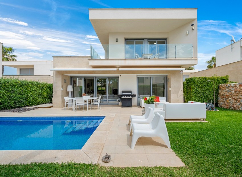 zum Verkauf - Villa - Orihuela - Orihuela Costa