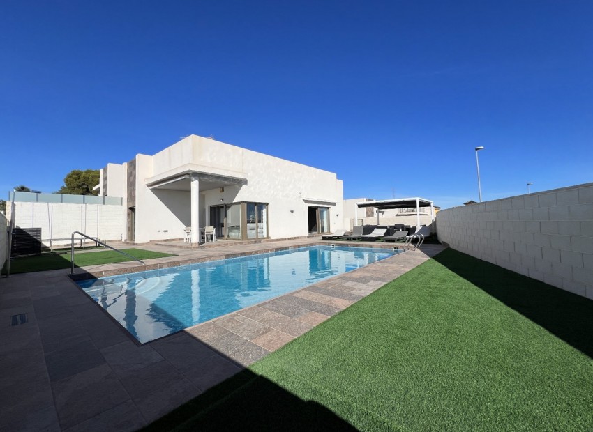 zum Verkauf - Villa - Orihuela - Orihuela Costa