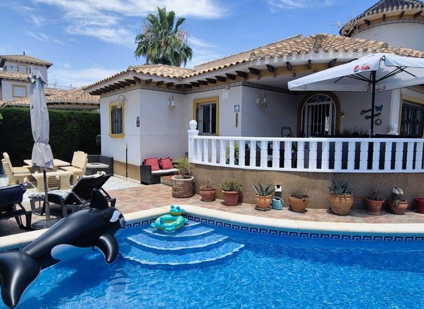 zum Verkauf - Villa - Orihuela - Orihuela Costa