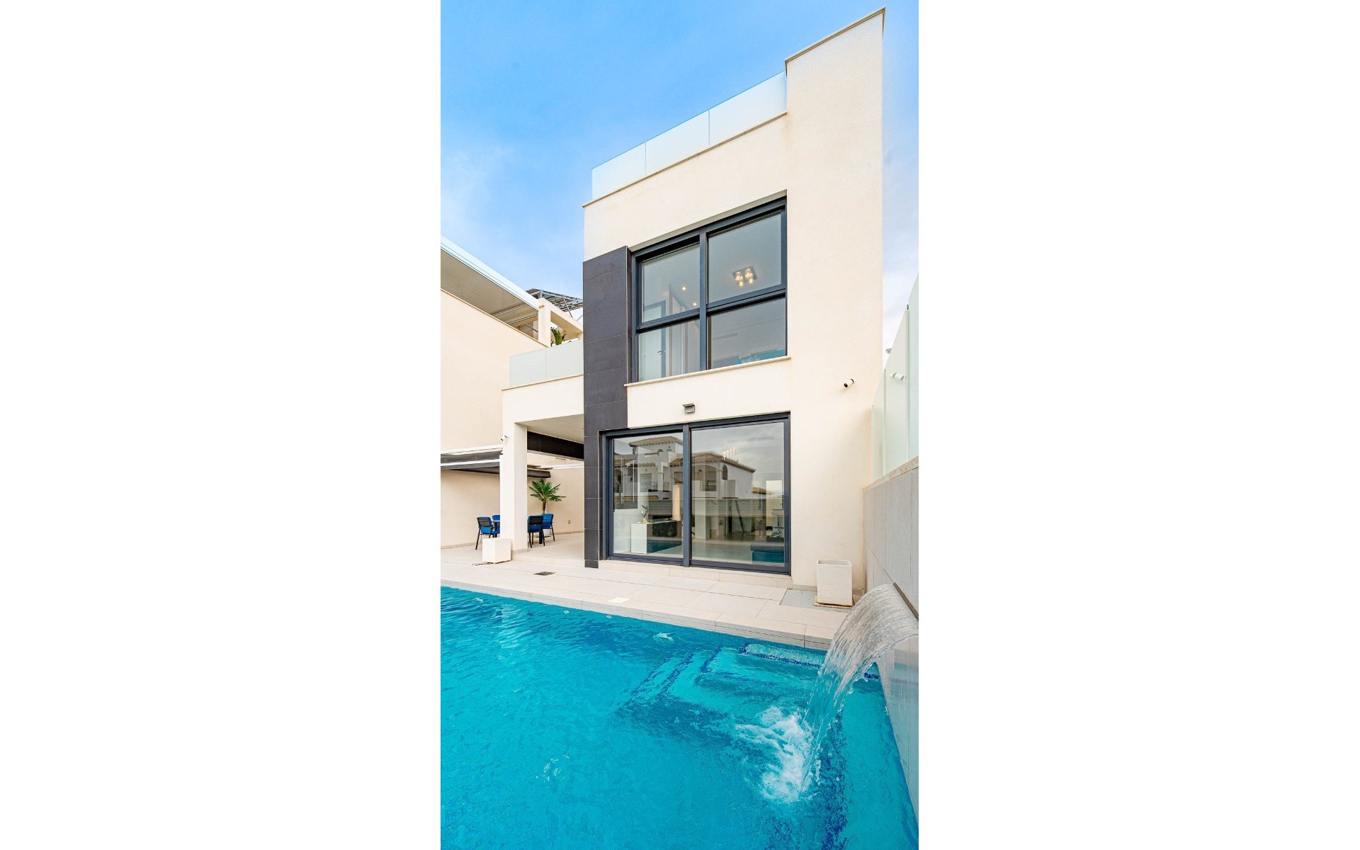 zum Verkauf - Villa - Orihuela - Punta Prima