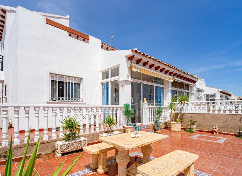 zum Verkauf - Villa - Orihuela - Punta Prima