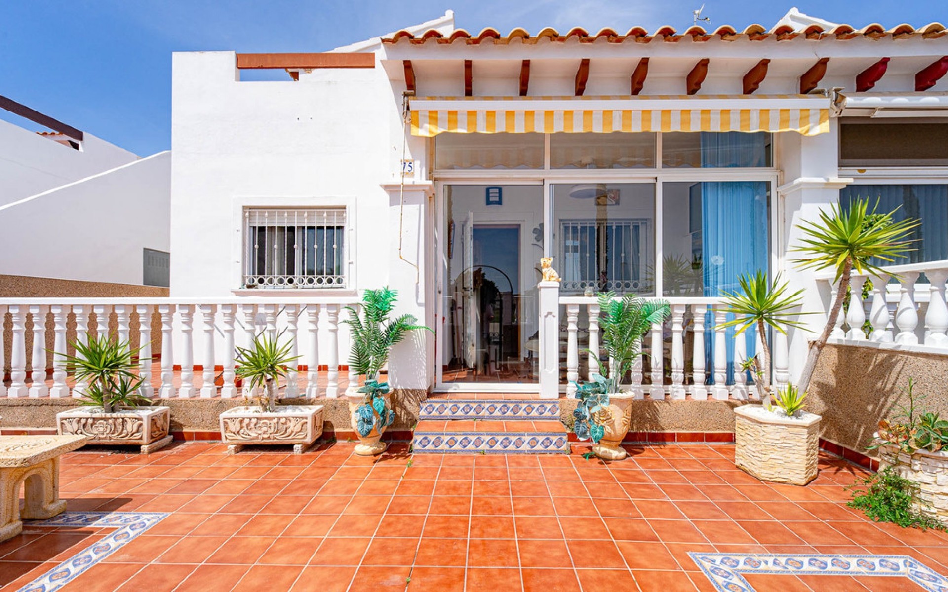zum Verkauf - Villa - Orihuela - Punta Prima