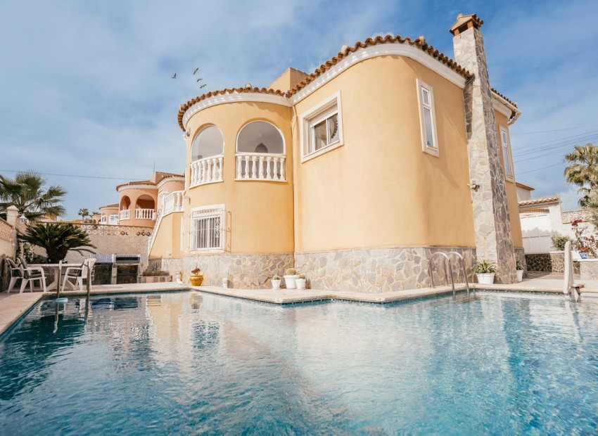 zum Verkauf - Villa - Orihuela - Villamartin