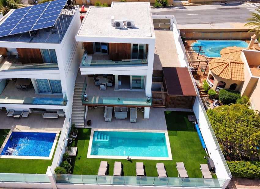 zum Verkauf - Villa - Orihuela - Villamartin