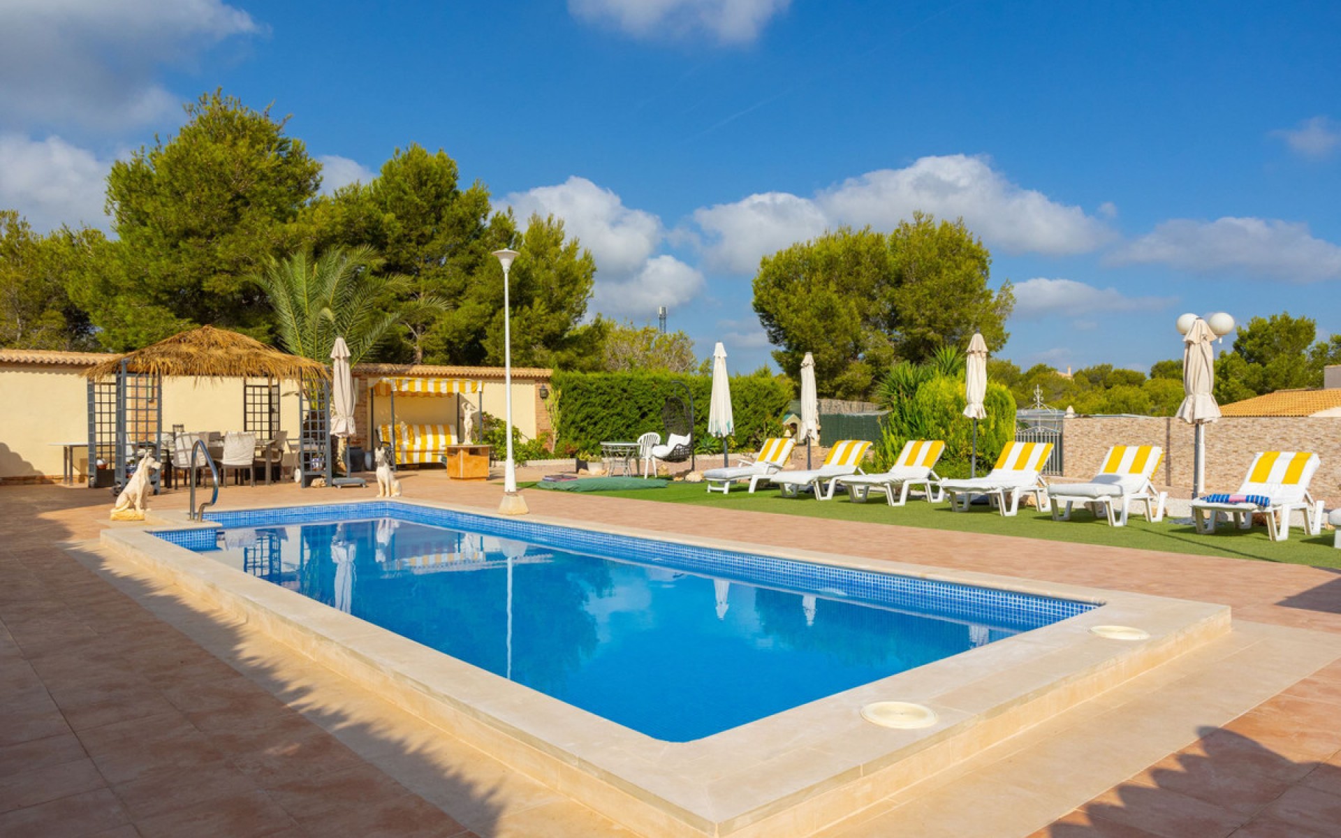 zum Verkauf - Villa - Orihuela - Villamartin