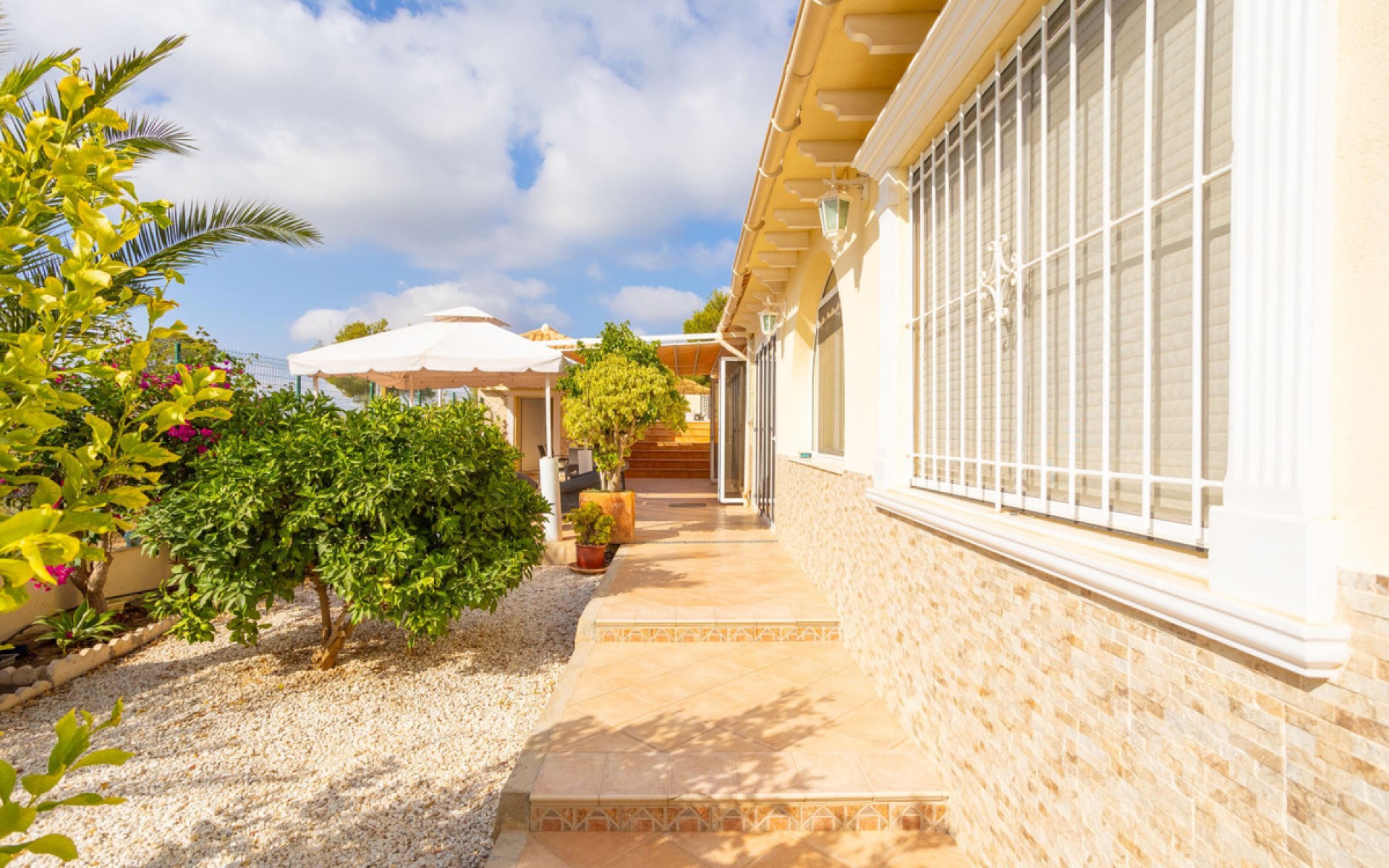 zum Verkauf - Villa - Orihuela - Villamartin