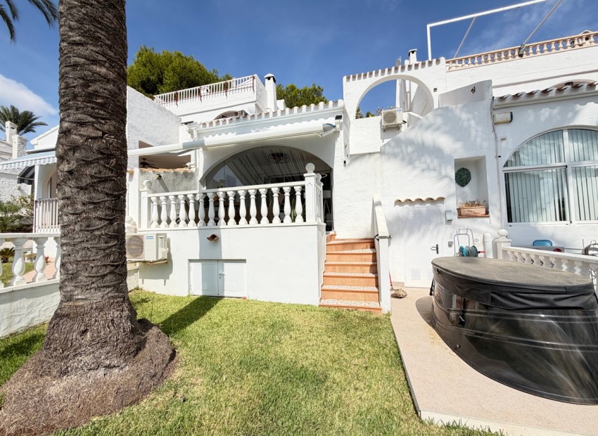 zum Verkauf - Villa - Orihuela - Villamartin