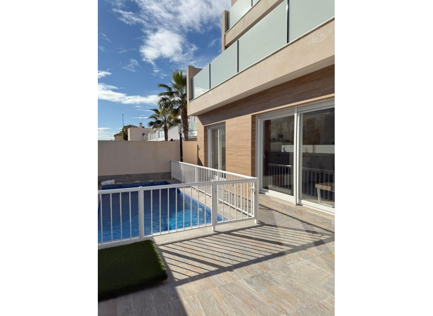 zum Verkauf - Villa - Pilar de la Horadada - Pilar de la Horadada Centro