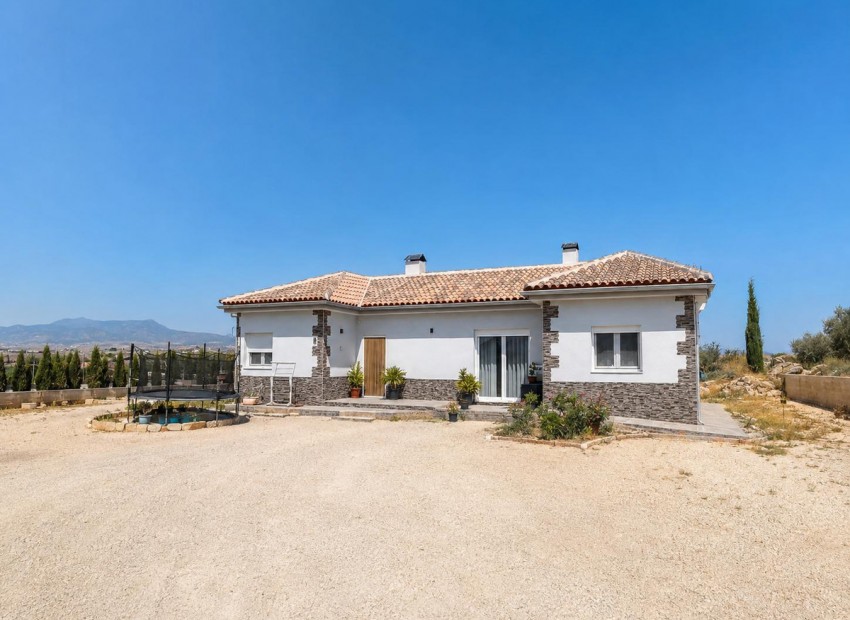 zum Verkauf - Villa - Pinoso - Pinoso Centro