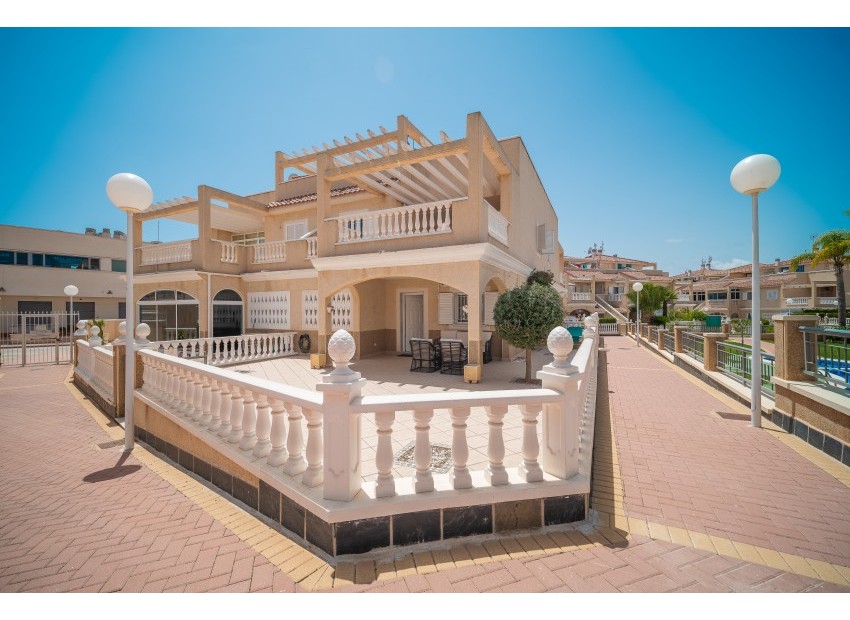 zum Verkauf - Villa - Playa Flamenca - Zeniamar
