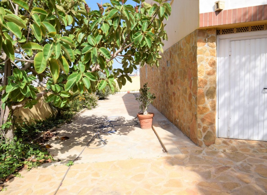 zum Verkauf - Villa - Torrevieja - Aguas Nuevas